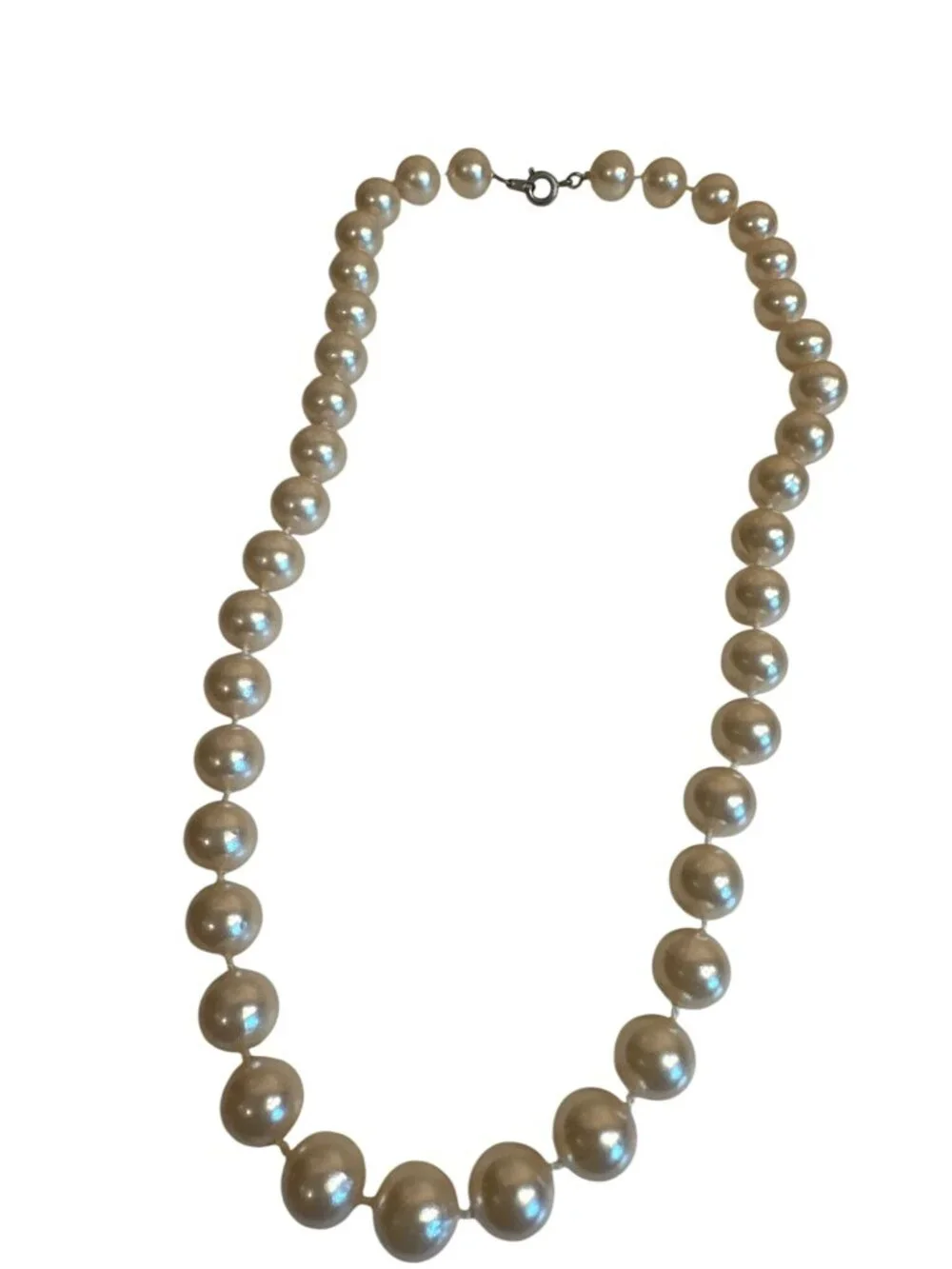 Vintage Faux Pearl Beaded Necklace Spring Clasp Closure Classic Design 18